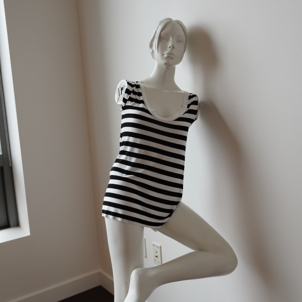 LUXURY APPEAL Striped Cap Sleeve Tank Top - Size XS / Petite